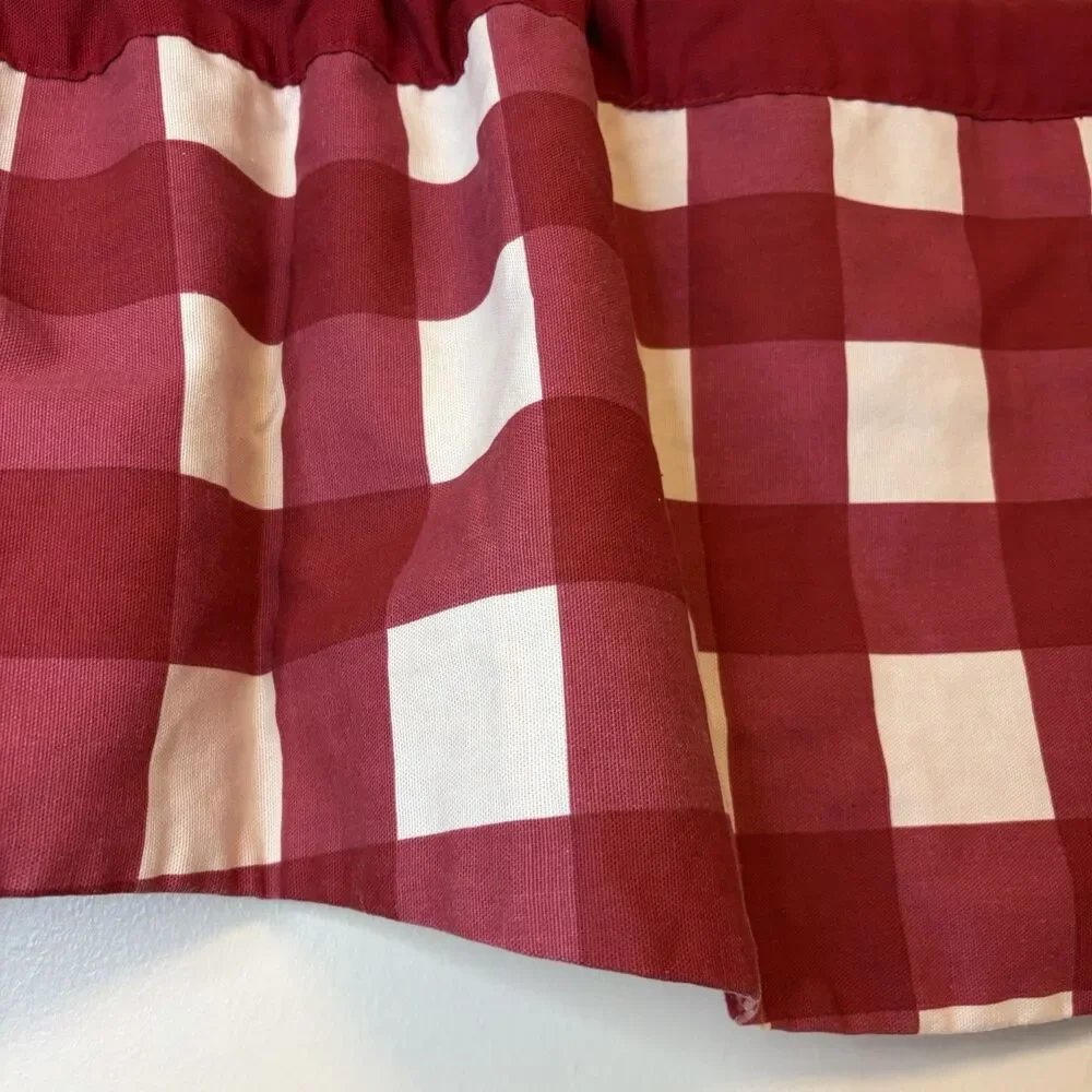 Vintage Buffalo Check Window Valance 58” W X 13” Scalloped Red & White